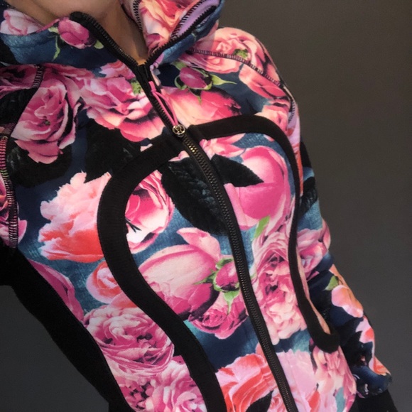 Lululemon scuba jacket - Picture 2 of 4